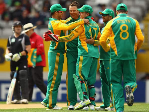 South Africa bundle out New Zealand for modest total in final ODI South Africa bundle out New Zealand for modest total in final ODI