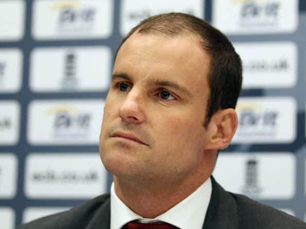 England batsmen need to do some soul searching, opines Strauss England batsmen need to do some soul searching, opines Strauss