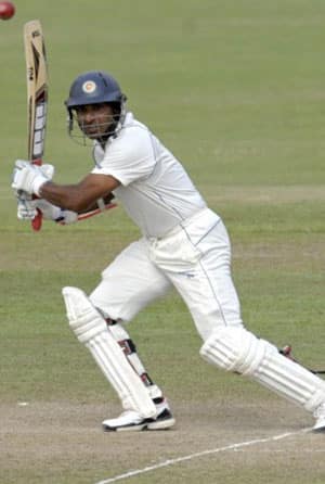 Kumar Sangakkara launches strong reply on day two Kumar Sangakkara launches strong reply on day two