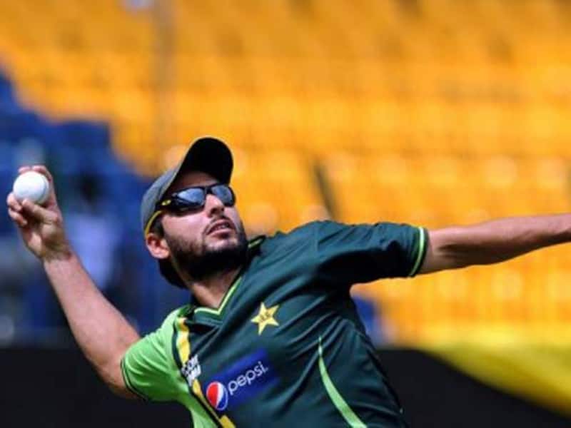 World Cup leggies honour Warne's legacy