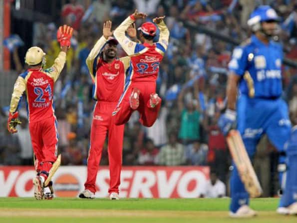 RCB spinners restrict Mumbai Indians to 139 in CLT20 final RCB spinners restrict Mumbai Indians to 139 in CLT20 final