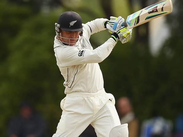Brendon McCullum, Ross Taylor keep New Zealand s hopes alive on day four Brendon McCullum, Ross Taylor keep New Zealand s hopes alive on day four