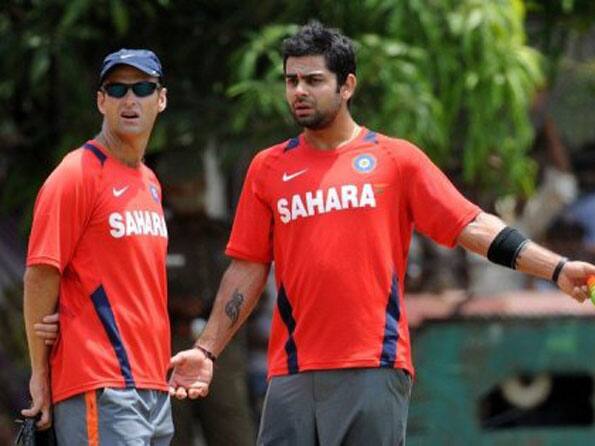 Dhoni lauds fantastic Kirsten Dhoni lauds fantastic Kirsten