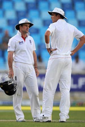 Misbah, Strauss expect bowlers to struggle on a placid pitch during second Test