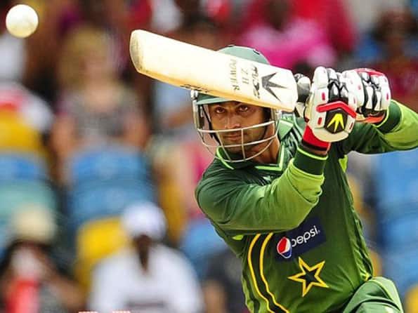 PCB serves show-cause notice to Hafeez and Akmal PCB serves show-cause notice to Hafeez and Akmal
