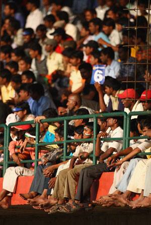Bowlers put Services in control as Kerala lose four on day two