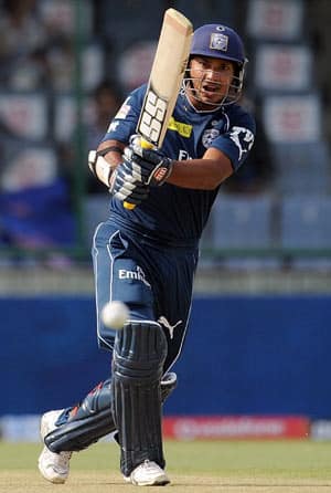 IPL 2012: Was unselfish of Kumar Sangakkara to drop himself, says Cameron White IPL 2012: Was unselfish of Kumar Sangakkara to drop himself, says Cameron White