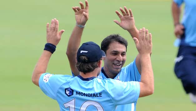 CLT20 2012: Auckland Aces restrict Kolkata Knight Riders to