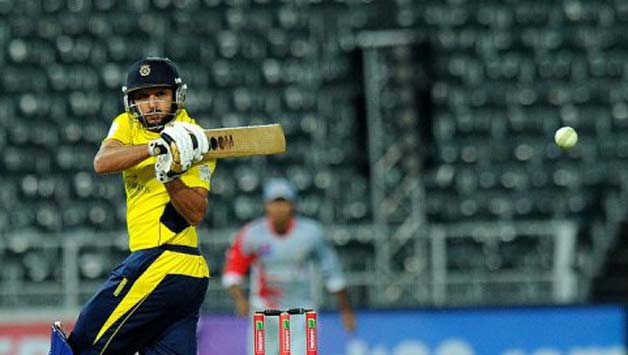 Pakistan cricketers hit by tax bills