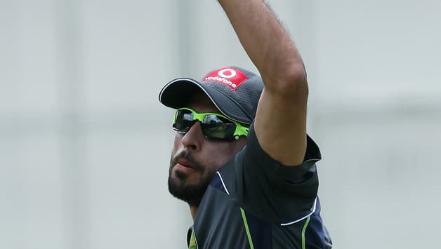 Pakistan refugee Fawad Ahmed helps Australia with spin practice Pakistan refugee Fawad Ahmed helps Australia with spin practice
