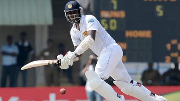 Angelo Mathews' resistance keeps New Zealand at bay at Colombo Angelo Mathews' resistance keeps New Zealand at bay at Colombo