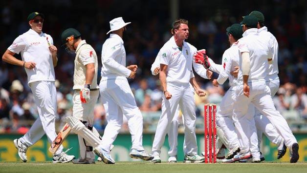 South Africa in command as Australia bundled out for 163