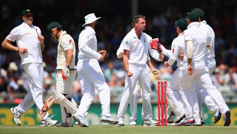 South Africa in command as Australia bundled out for 163