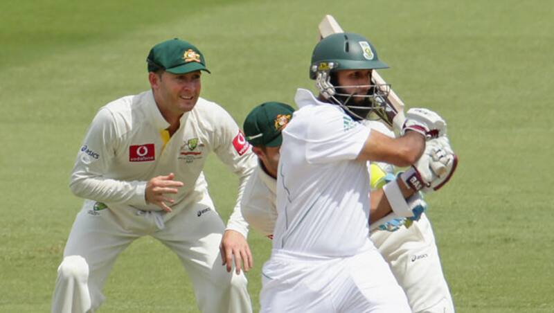 Hashim Amla and Graeme Smith pull and drive South Africa away