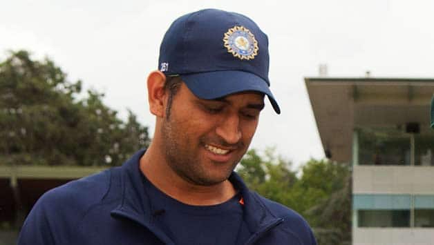 MS Dhoni blames out-of-form Indian batting line-up for loss to Pakistan