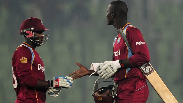 Darren Sammy's fifty pushes West Indies to 211
