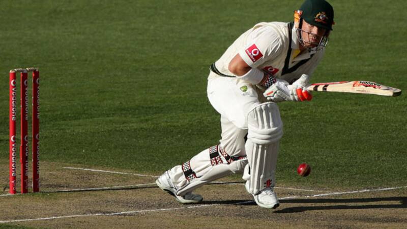Sri Lanka strike early to defend 140-runs lead against Australia