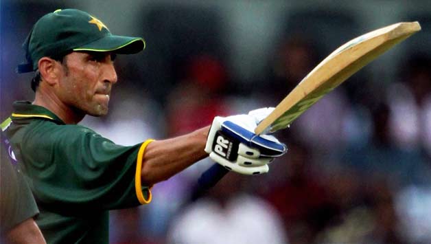 Umpire S Ravi's howlers contribute to India's defeat against Pakistan