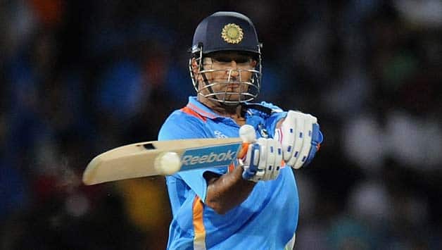 MS Dhoni discusses Team India's performance in India-Pak series on Facebook wall MS Dhoni discusses Team India's performance in India-Pak series on Facebook wall