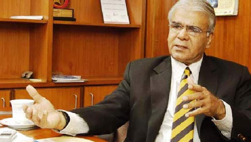The standard of commentary has gone down all over the world: Chishty Mujahid