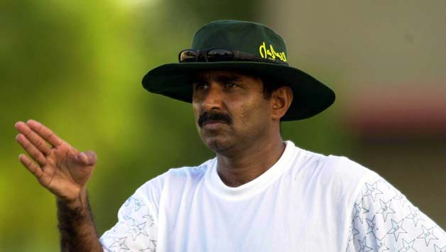 Javed Miandad urges ICC to improve quality of pitches
