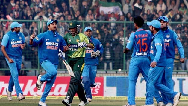 MS Dhoni happy with Team India's fighback in third ODI against Pakistan