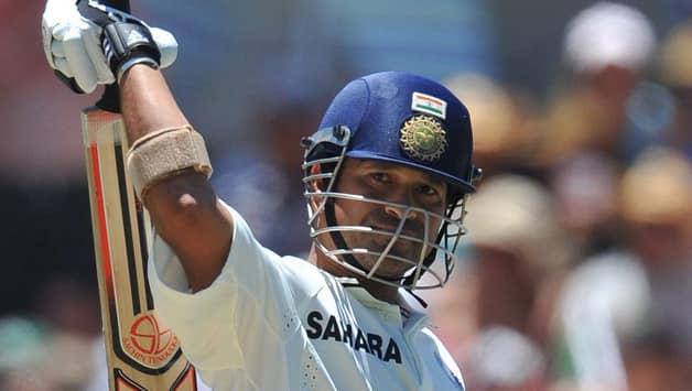 Sachin Tendulkar thanks fans on Facebook after crossing nine million followers