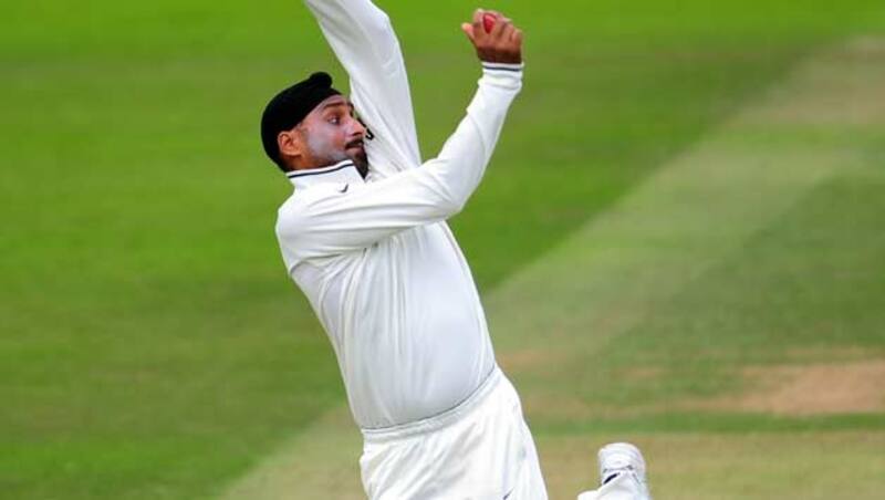 Ranji Trophy 2012-13: Harbhajan Singh's four-wicket haul brings Punjab back in hunt against Saurashtra