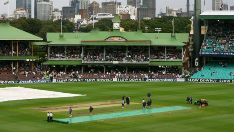 Australia vs Sri Lanka 2012-13: Rain delays Lankan chase at Sydney