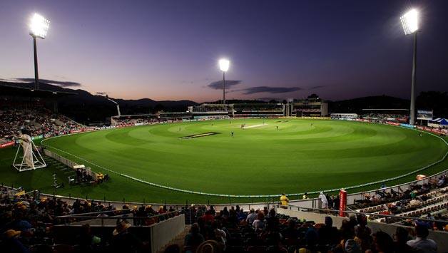 Bangladesh Premier League hit by new pay row Bangladesh Premier League hit by new pay row