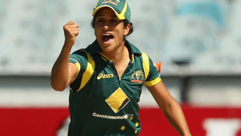Lisa Sthalekar