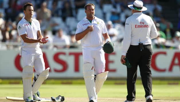 South Africa vs Pakistan 2013: ICC accepts umpiring error in Jacques Kallis dismissal
