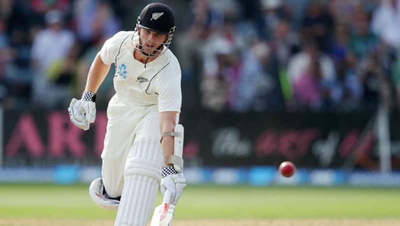 New Zealand vs England 2013: Rain halts fourth day's play at Wellington