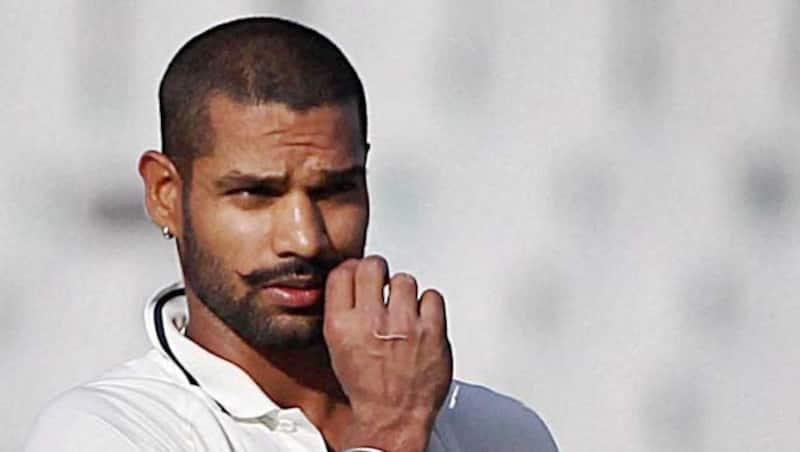 Shikhar Dhawan suffers injury in hand, doubtful to bat in India's 2nd innings