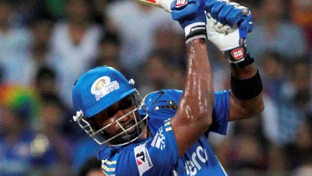 IPL 2013: Kieron Pollard's fighting fifty takes Mumbai Indians to 148 against Chennai Super Kings