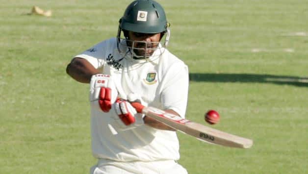 Bangladesh make strong start in reply to Zimbabwe's 389