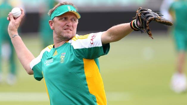Allan Donald returns home due to personal reasons