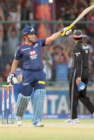 Kings XI Punjab concerned with Virender Sehwag's return to form: Darren Lehmann Kings XI Punjab concerned with Virender Sehwag's return to form: Darren Lehmann