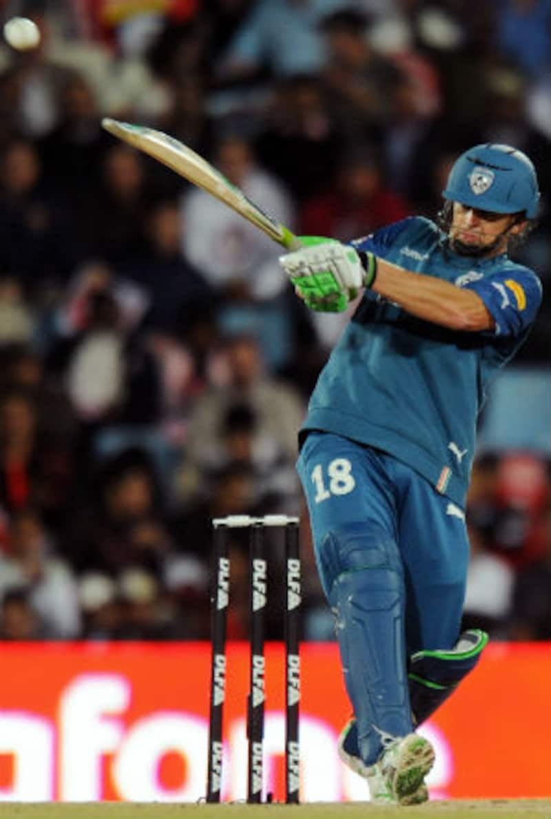 Adam Gilchrist plunders fastest century of the inaugural IPL season