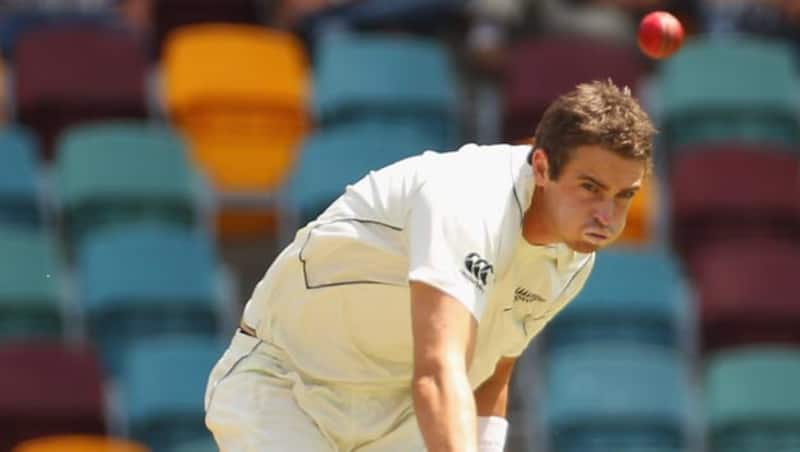 New Zealand in command against England at lunch on Day 2