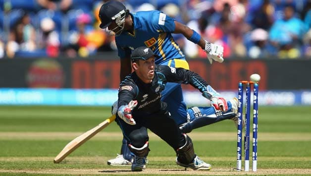 New Zealand vs Sri Lanka Live Cricket Score ICC Champions Trophy 2013 Group A match: New Zealand need 139 to win