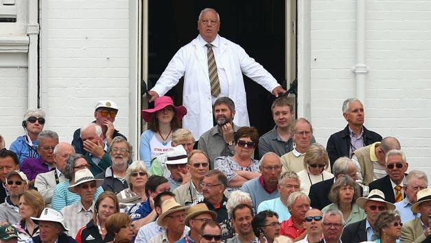 Ashes 2013: Best moments from Day 1 of 1st Test