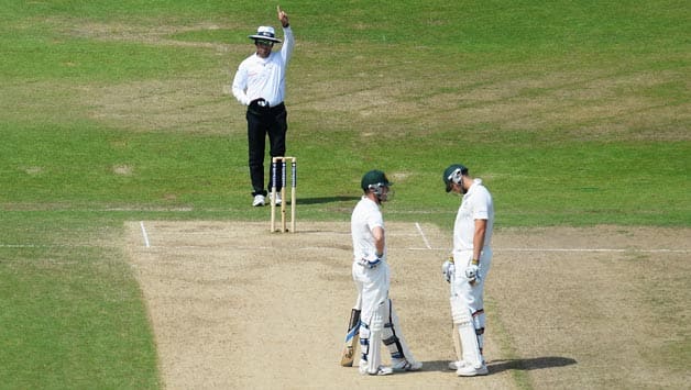 Ashes 2013: Brad Haddin, Jonathan Trott’s dismissals highlight the lack of uniformity in implementation of DRS Ashes 2013: Brad Haddin, Jonathan Trott’s dismissals highlight the lack of uniformity in implementation of DRS