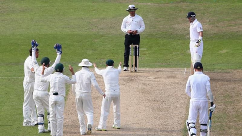 DRS problem can't be solved by leaving it to the umpires, we need more referrals