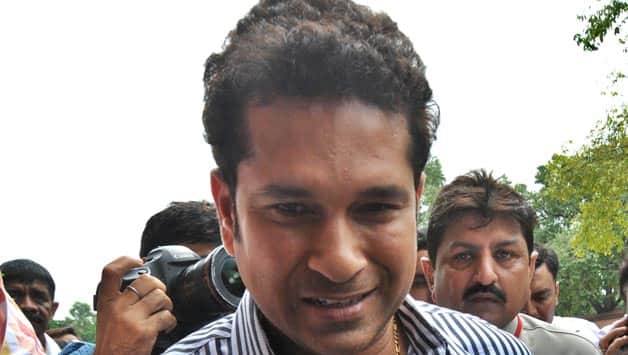 Sachin Tendulkar to recite Marathi poems for Farhan Akhtar's MARD campaign Sachin Tendulkar to recite Marathi poems for Farhan Akhtar's MARD campaign