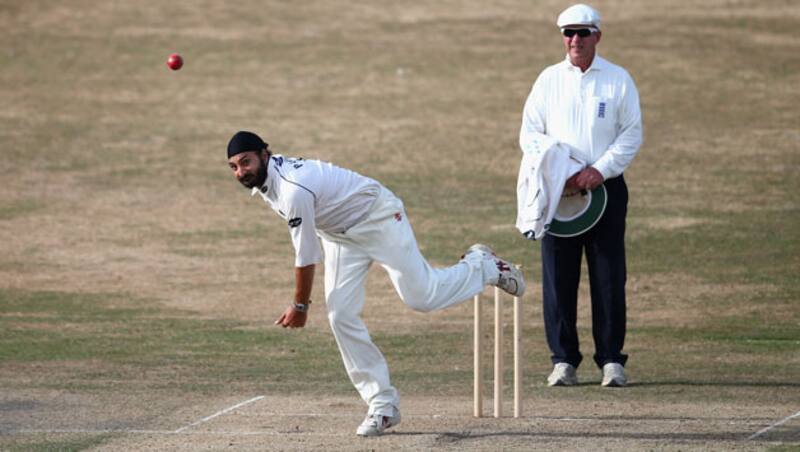 Monty Panesar signs up with Essex