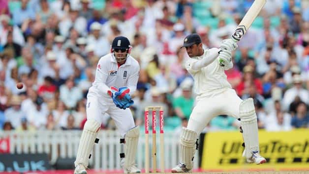 Rahul Dravid carries his bat at The Oval; England whitewash India 4-0