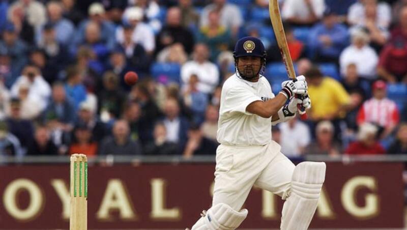 Clinical India secure comprehensive win over England at Leeds in 2002