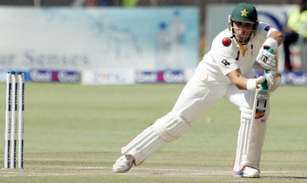 Pakistan recover after early blows against Zimbabwe at tea on Day 3