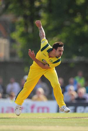 Adam oges feels crowd taunts will only egg Mitchell Johnson further Adam oges feels crowd taunts will only egg Mitchell Johnson further